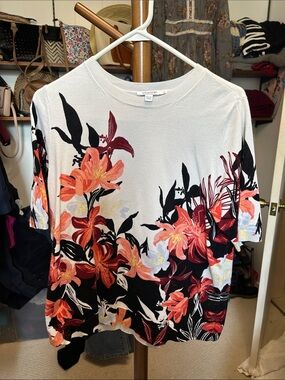 13. CHICO’s Knit short sleeve top